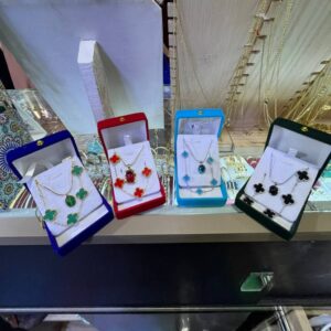 Luxury Clover Crystal Necklace & Bracelet Set